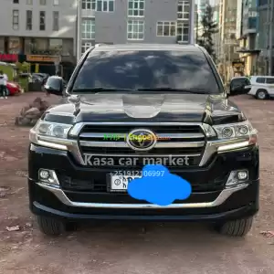 Make:Toyota        Model:Land Cruiser - VXRYear:2020Body Type:SUVEngine:V8 - 4,5cc Drive  in Ethiopia